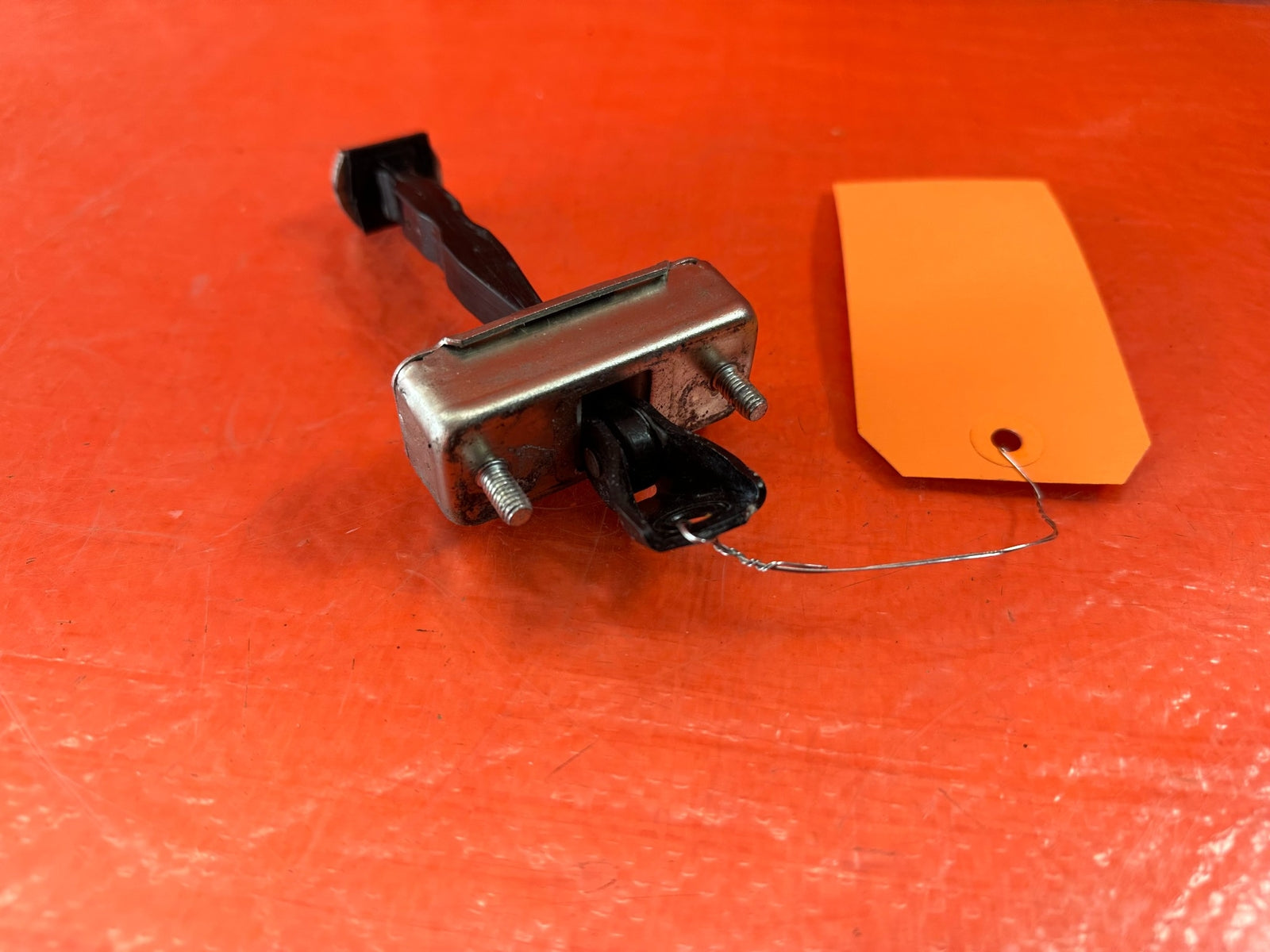 14 20 INFINITI Q50   LEFT OR RIGHT FRONT DOOR CHECKER HINGE ARM STOPPER OEM #2426
