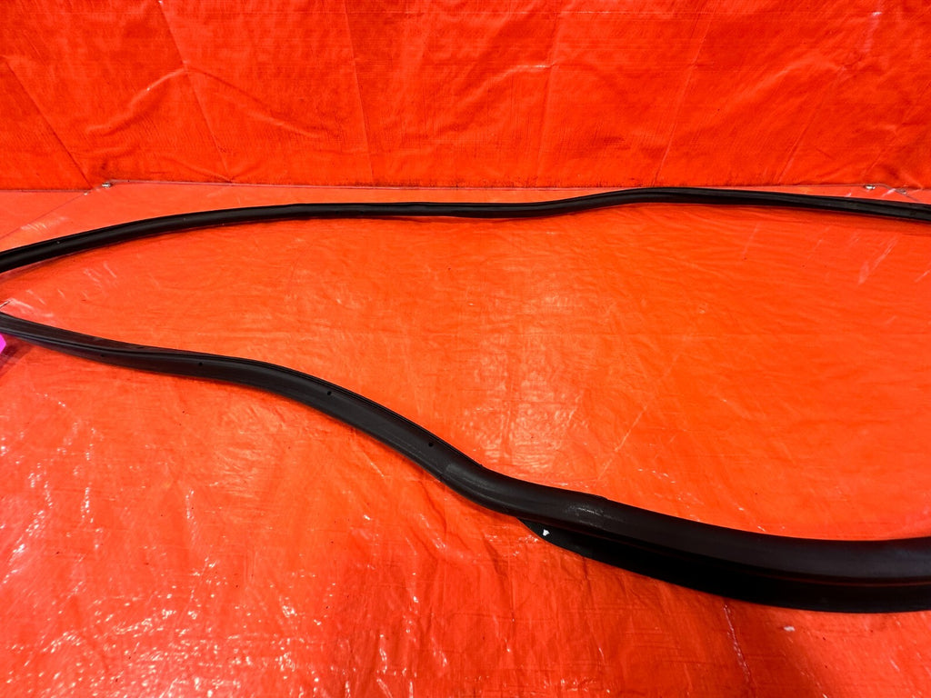 06 11 CIVIC 4D SEDAN   PASSENGER RIGHT REAR WEATHER STRIP SEAL GASKET OEM #2707