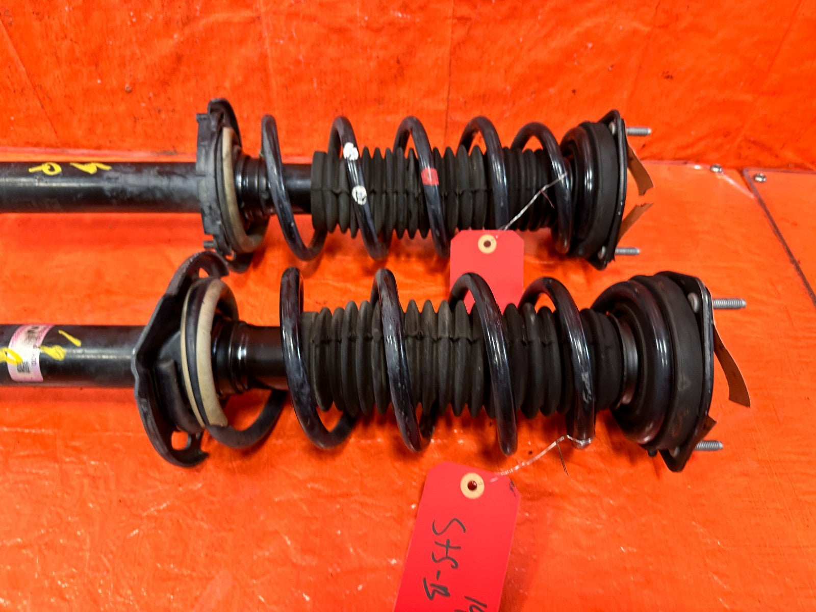14 24 INFINITI Q50   NON ELECTRIC   REAR SHOCKS & SPRINGS LEFT AND RIGHT FACTORY7