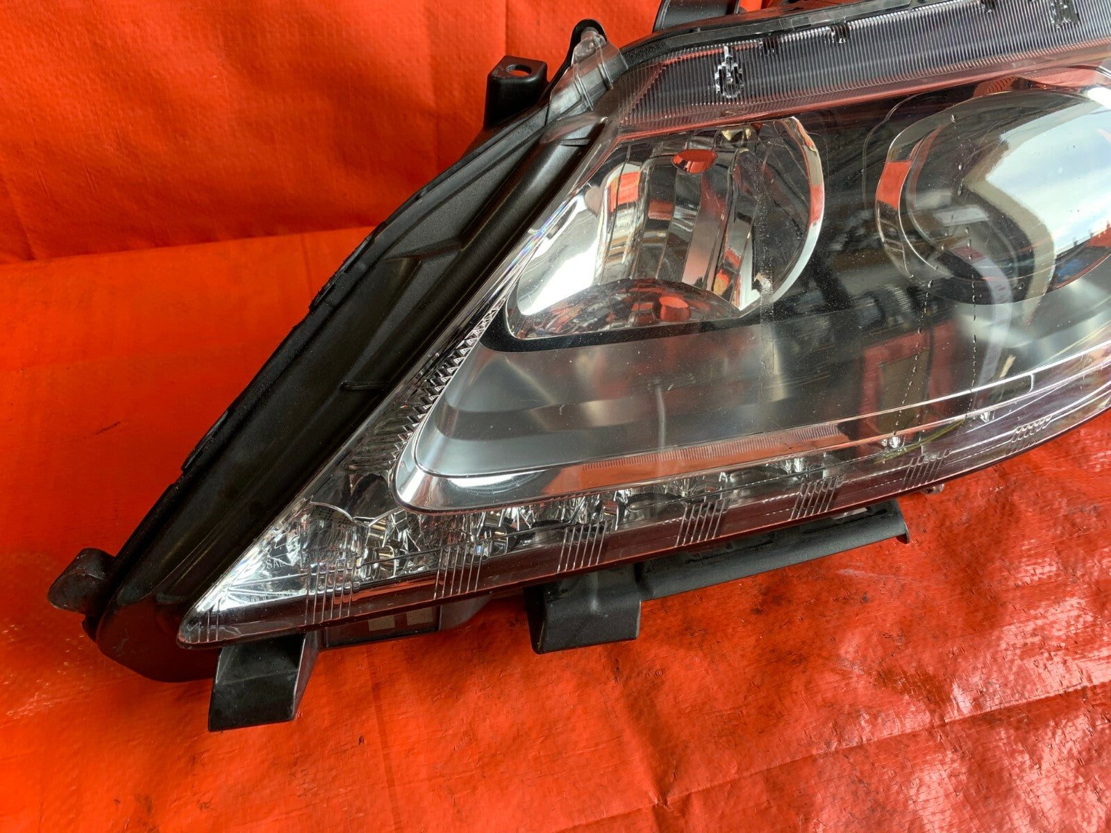 OEM 2013 2014 2015 LEXUS ES350 DRIVER LEFT HEADLIGHT HEADLAMP   SMALL CHIP LENS1