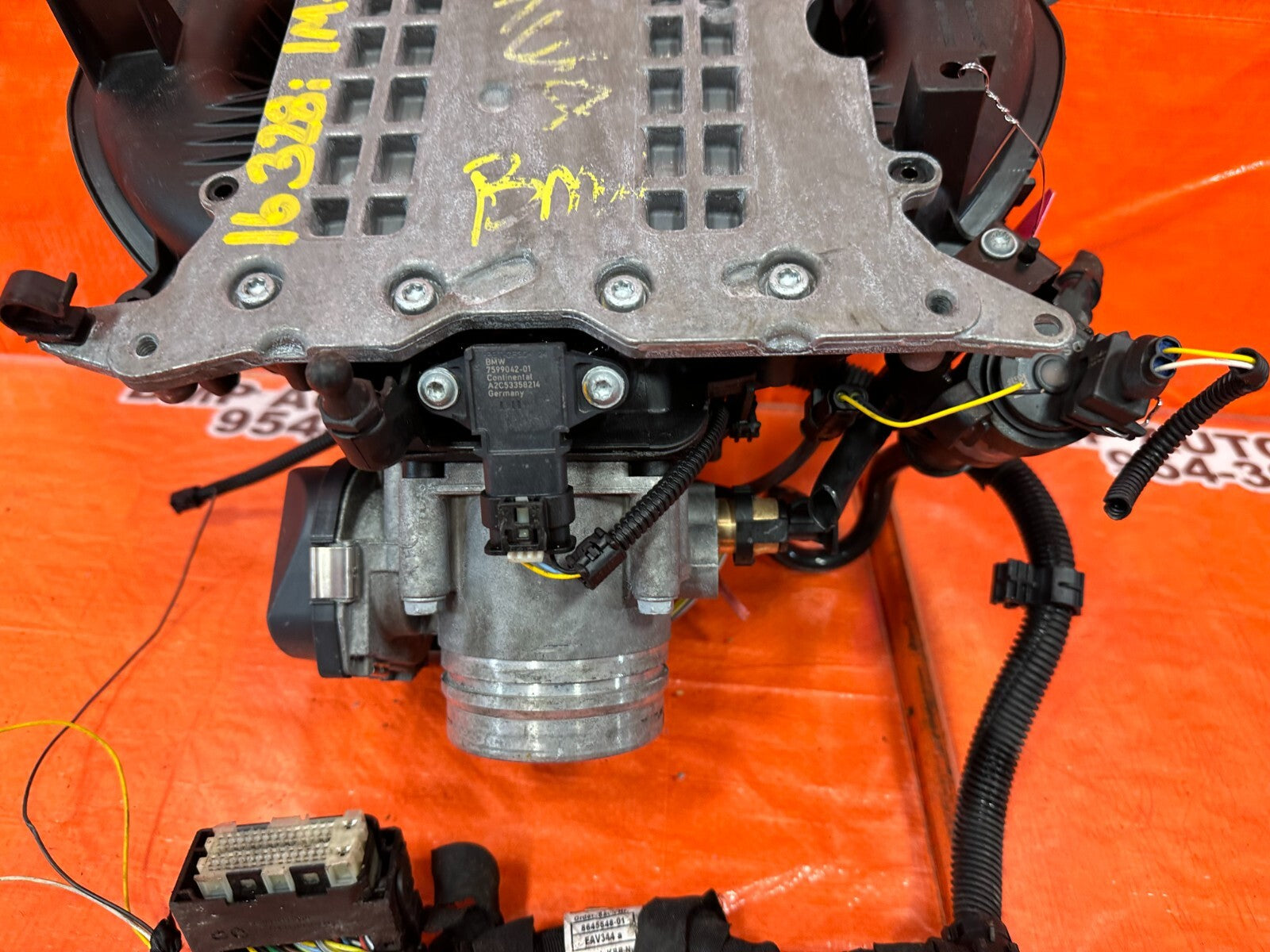 2016 16 BMW 328i   INTAKE MANIFOLD ASSEMBLY W/ THROTTLE BODY   OEM FACTORY4