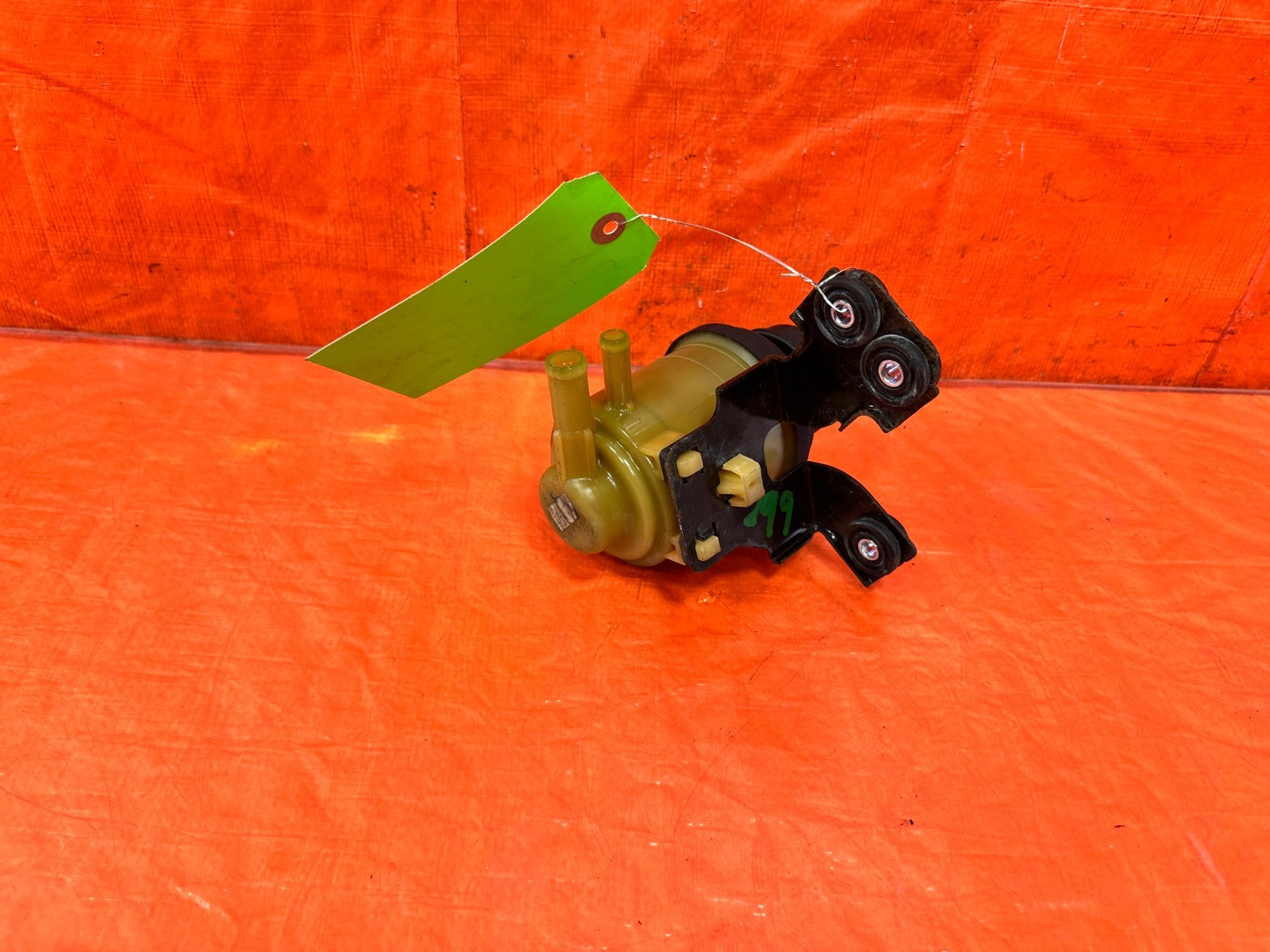 10 16 HYUNDAI GENESIS COUPE   POWER STEERING RESERVOIR TANK BOTTLE   OEM #2993