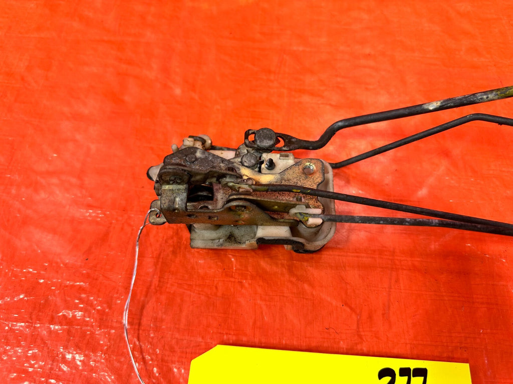 1989 89 HONDA CRX DX SI PASSENGER RIGHT   NON POWER   DOOR LOCK ACTUATOR OEM 2771