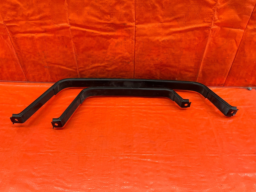 18 21 HONDA ACCORD   GAS GASOLINE FUEL TANK MOUNTING STRAPS BAND SET   OEM #1848