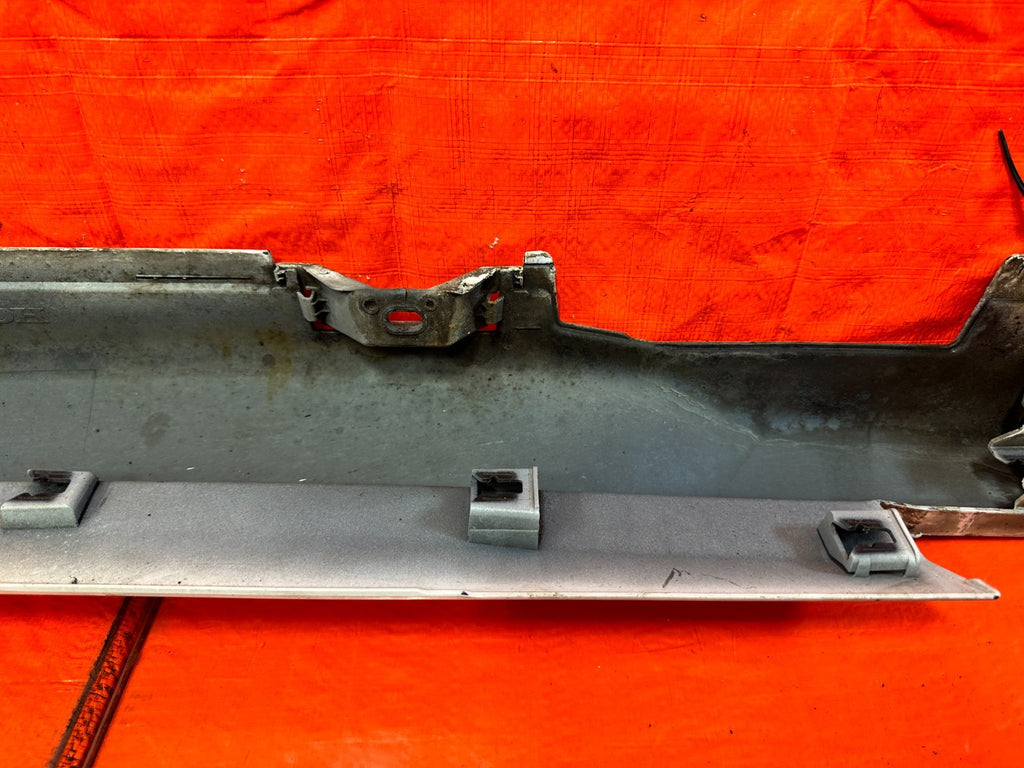 18 21 HONDA ACCORD SPORT   SIDE SKIRT ROCKER MOLDING TRIM RIGHT SIDE   OEM #32420
