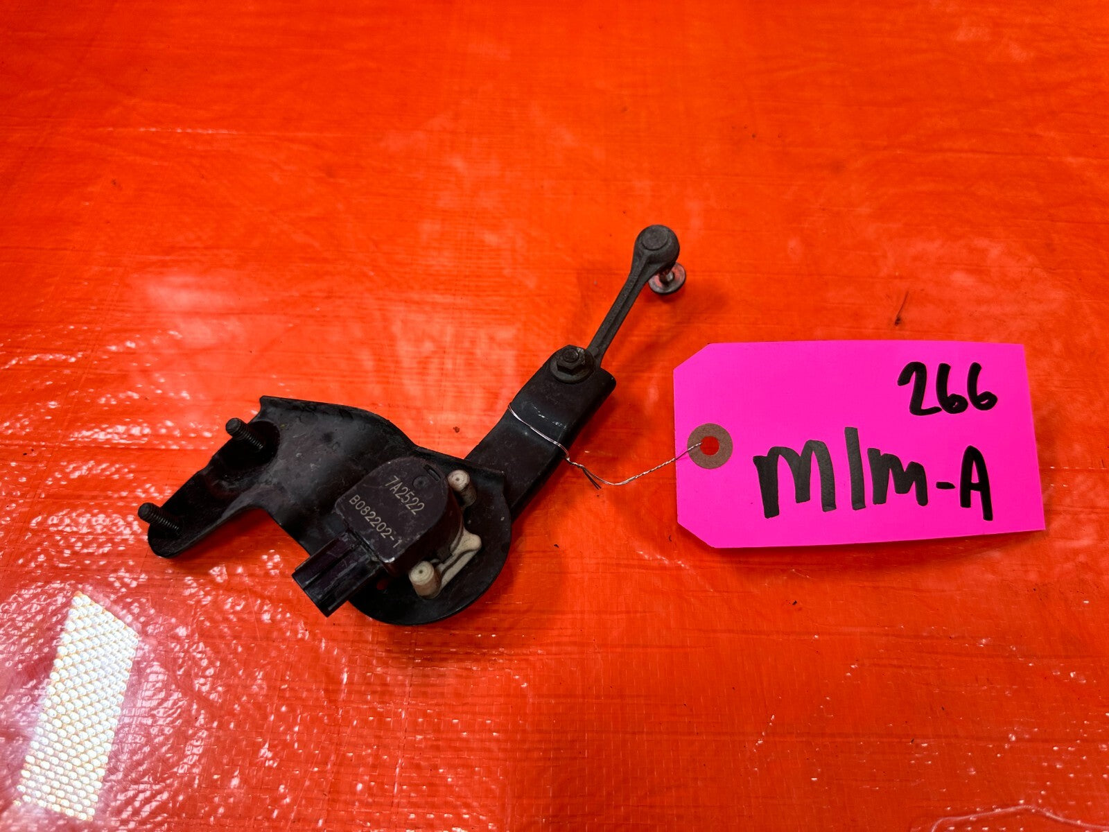 15 21 SUBARU WRX & STI   HEADLIGHT SUSPENSION HEIGHT TRAVEL SENSOR   OEM #2660