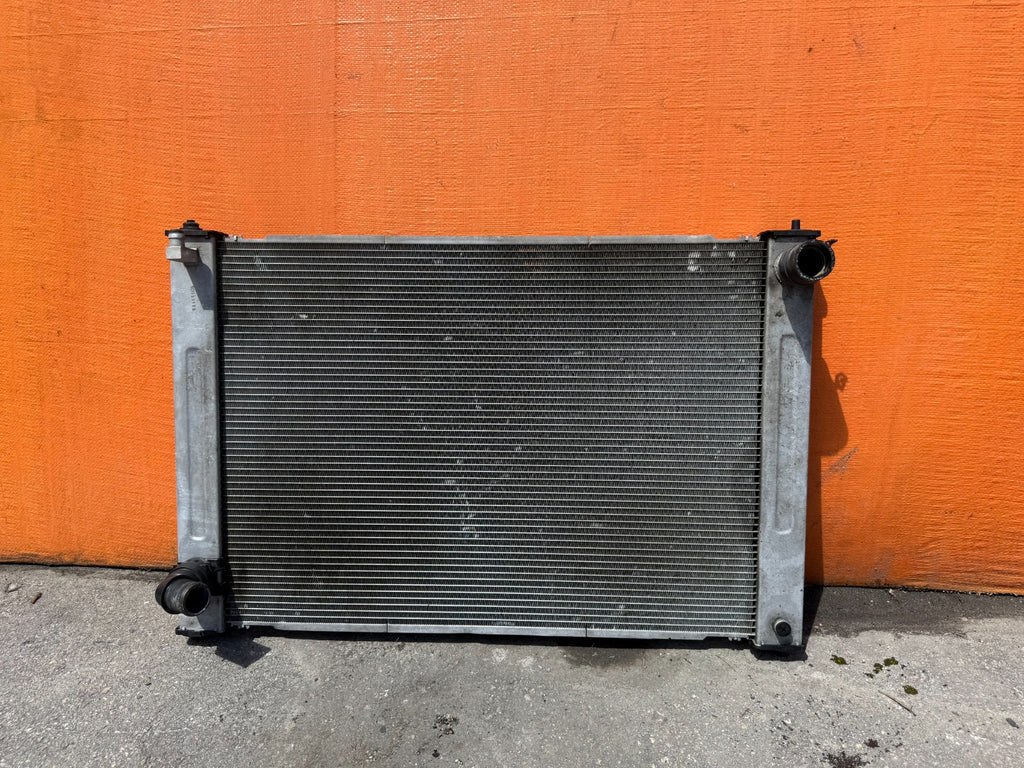 08 15 INFINITI G37 Q60   6 SPEED MANUAL RADIATOR   OEM FACTORY #G370