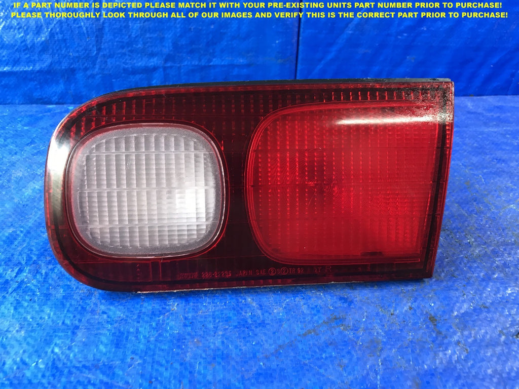 OEM 1998 1999 2000 2001 ACURA INTEGRA SEDAN PASSENGER RIGHT TAIL LIGHT R RH   0