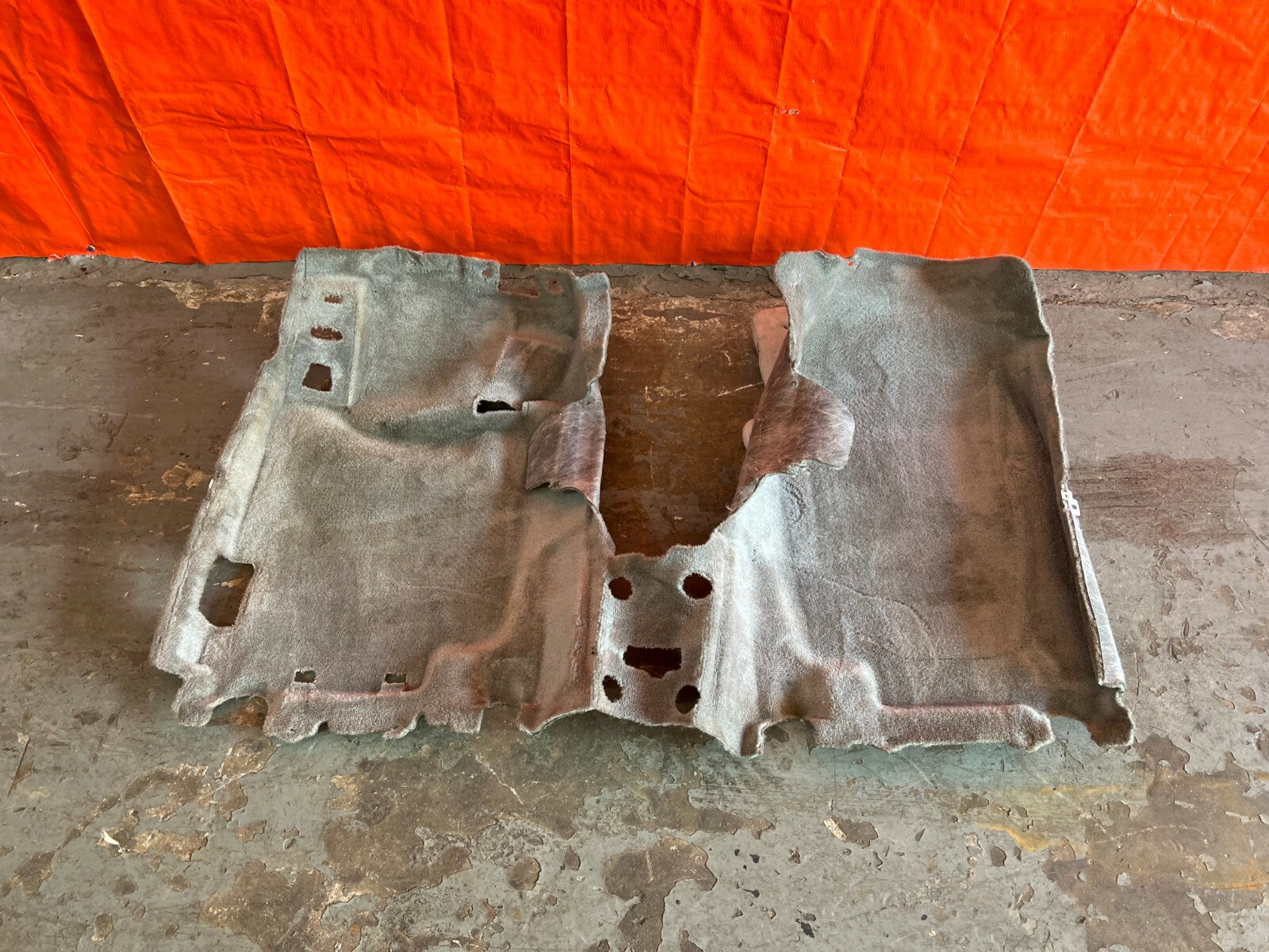 2006 ACURA TL   INTERIOR FLOOR CARPET   GRAY IN COLOR   OEM FACTORY #1080