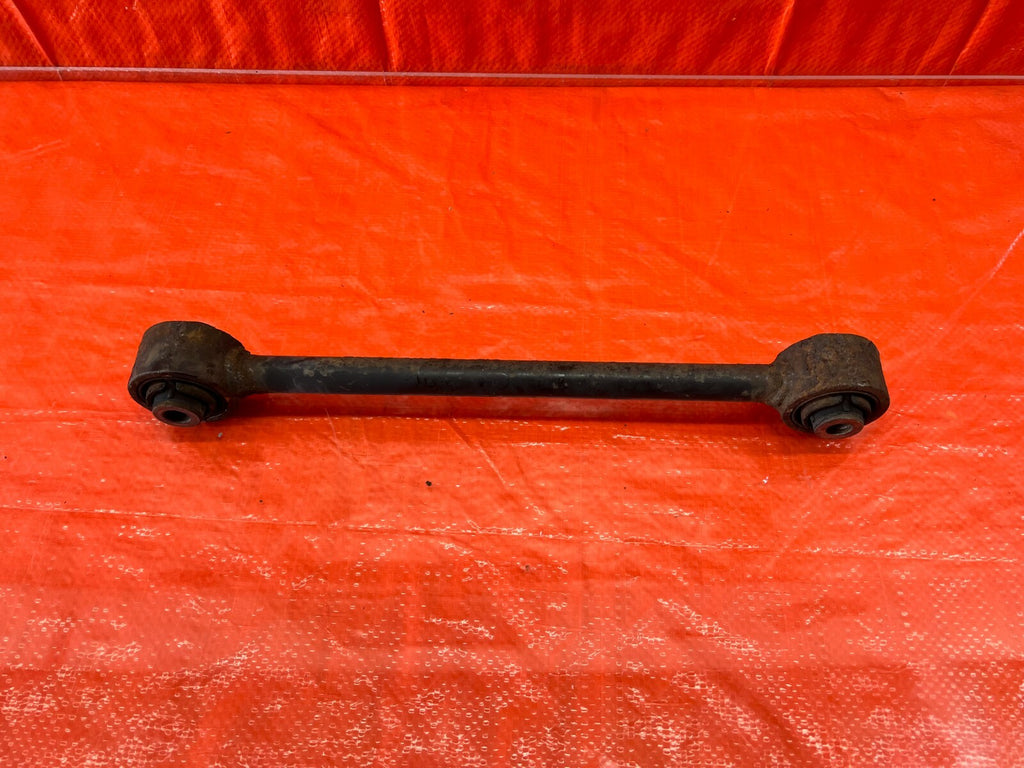 04 08 ACURA TL   LEFT OR RIGHT REAR CONTROL ARM   15 INCHES IN LENGTH OEM #108 18