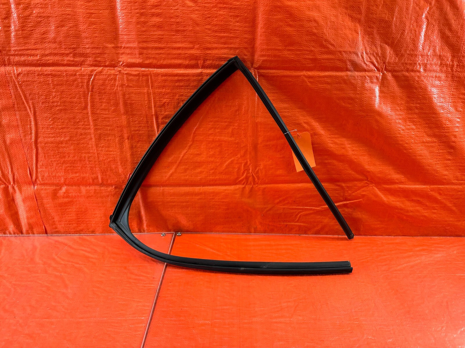 14 17 INFINITI Q50   DRIVER LEFT REAR WINDOW GLASS RUN CHANNEL   OEM FACTORY 2220