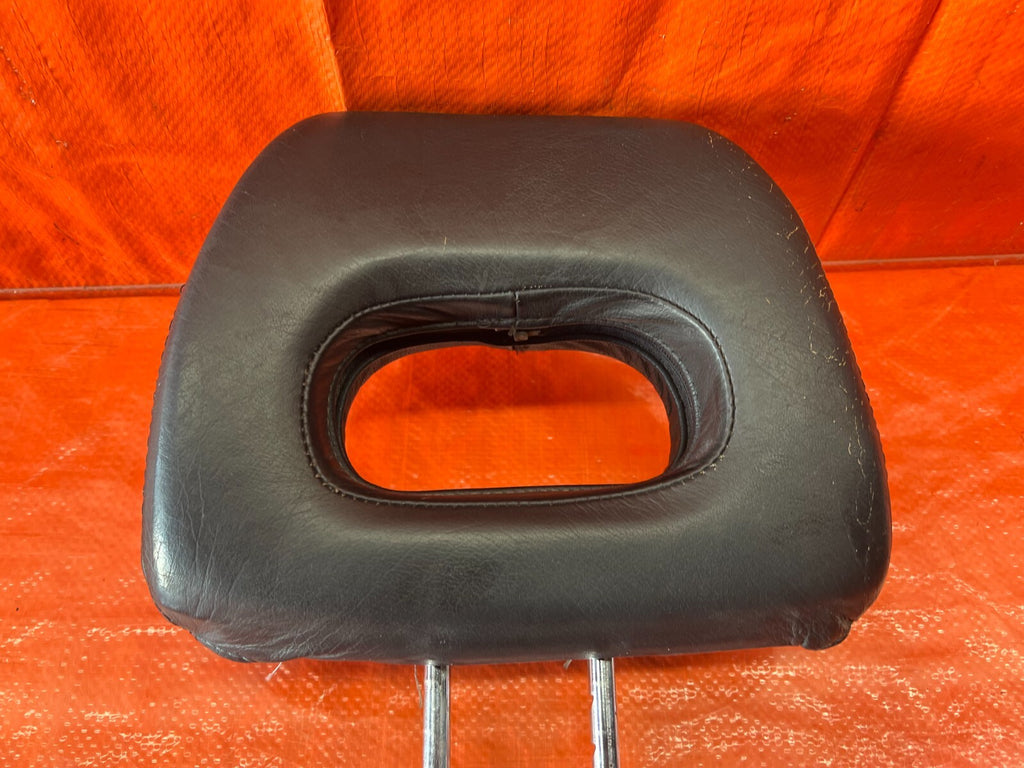 94 01 ACURA INTEGRA   BLACK LEATHER FRONT SEAT   HEAD REST   OEM #1446