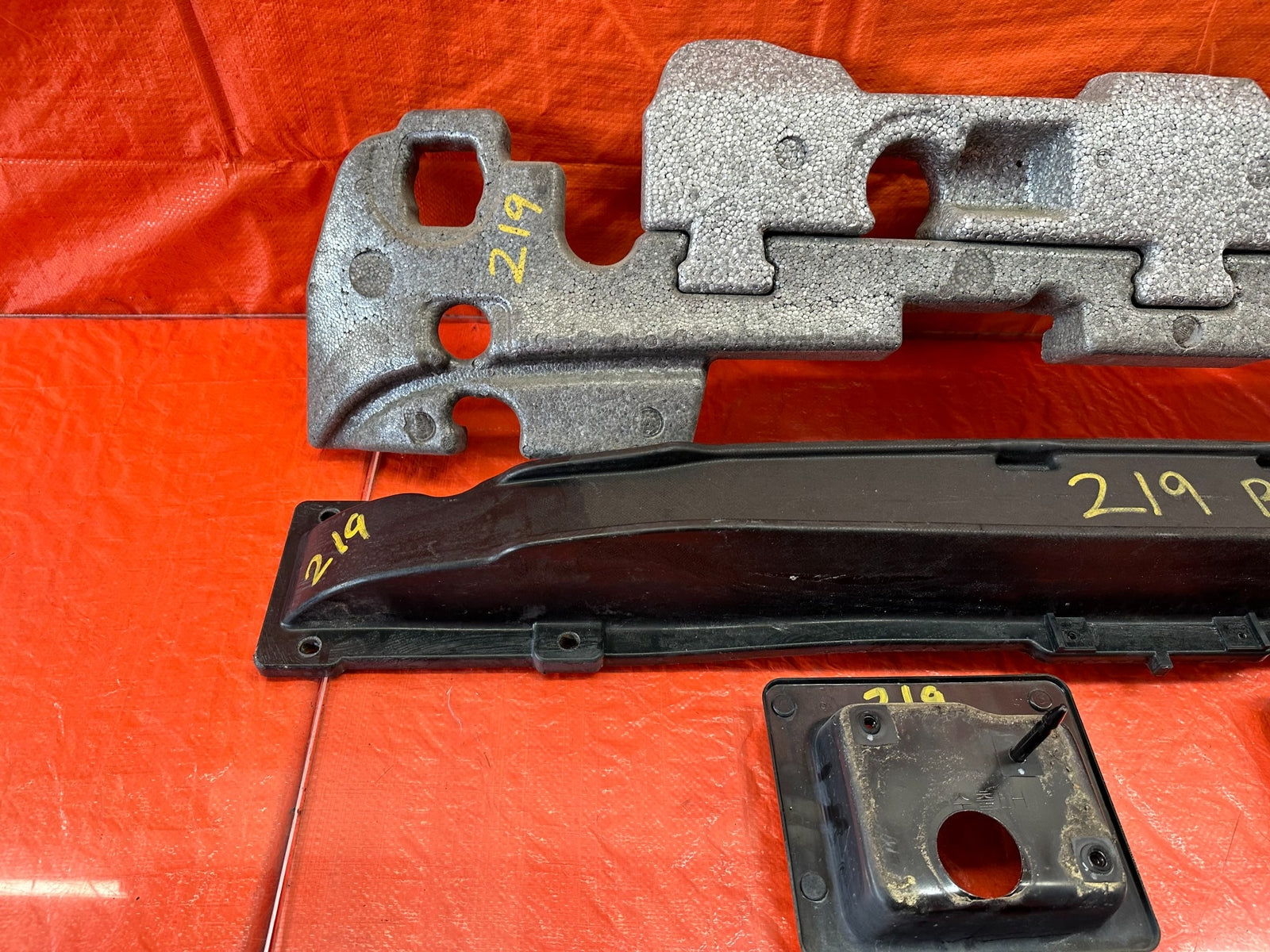 10 16 HYUNDAI GENESIS COUPE   REAR CRASH BEAM REINFORCEMENT RE BAR   OEM #21912
