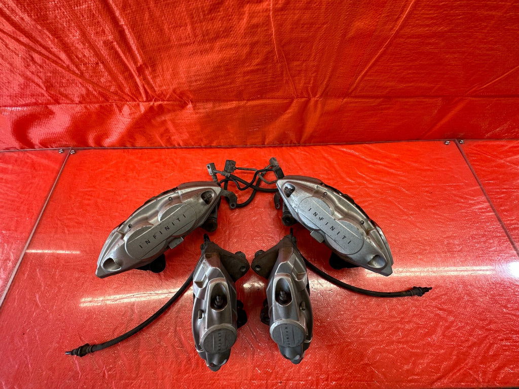 08 15 INFINITI G37 & Q60 SPORT   AKEBONO   BRAKE CALIPERS LEFT & RIGHT   OEM 18821