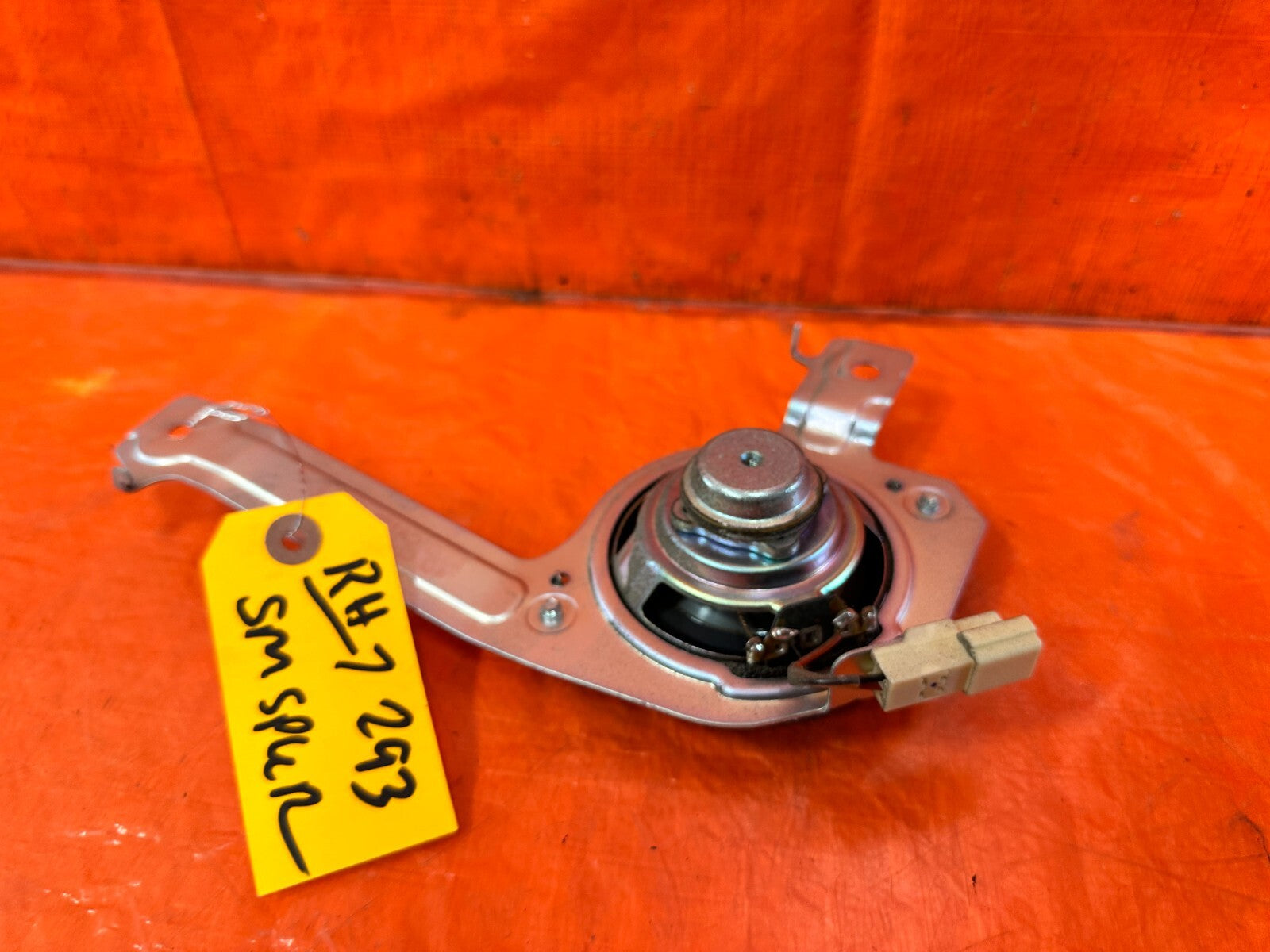 FRS BRZ & 86   PASSENGER RIGHT QUARTER PANEL MOUNTED SPEAKER   OEM #2932