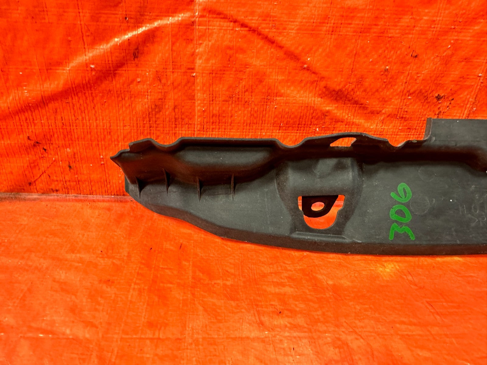 02 05 HONDA CIVIC SI EP3 HATCH PASSENGER RIGHT LOWER FENDER FAIRING TRIM OEM 3063