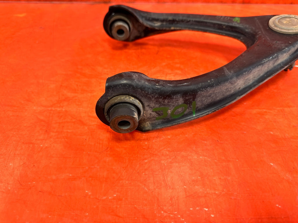 97 01 HONDA CR V CRV   PASSENGER RIGHT FRONT UPPER CONTROL ARM   OEM #3011
