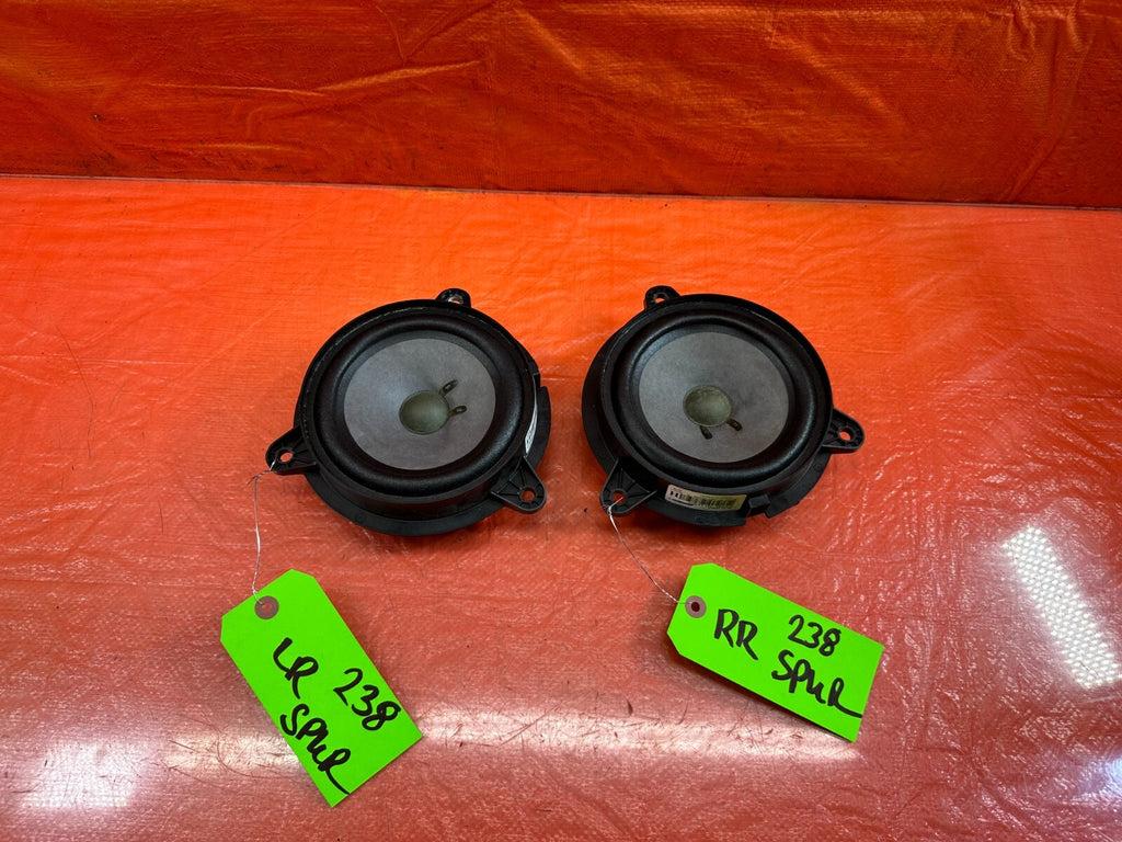 09 13 INFINITI G37 SEDAN   REAR SPEAKER SET LEFT & RIGHT SPEAKERS   OEM #2381