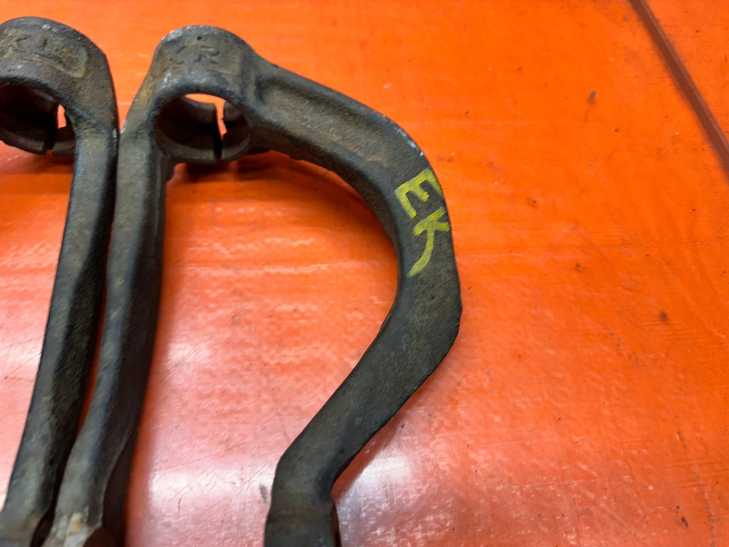 96-00 HONDA CIVIC 2D 3D 4D LEFT & RIGHT FRONT SHOCK STRUT MOUNT FORK OEM #00EK5
