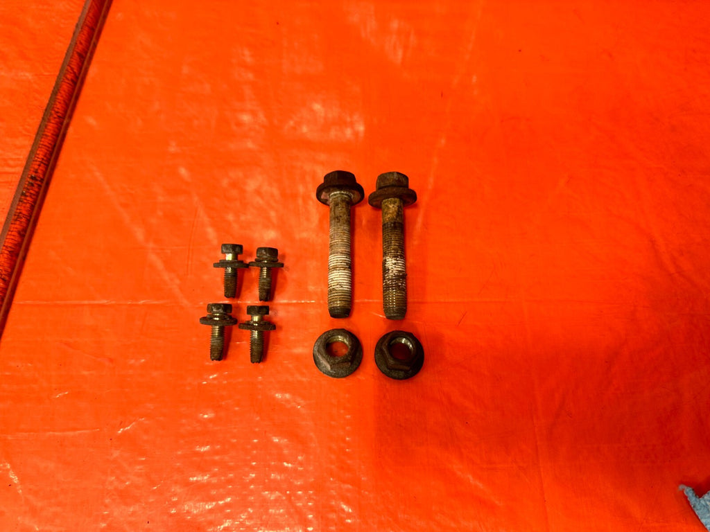 02 10 LEXUS SC430   REAR SHOCK STRUT BOLTS NUTS HARDWARE   OEM FACTORY #2885