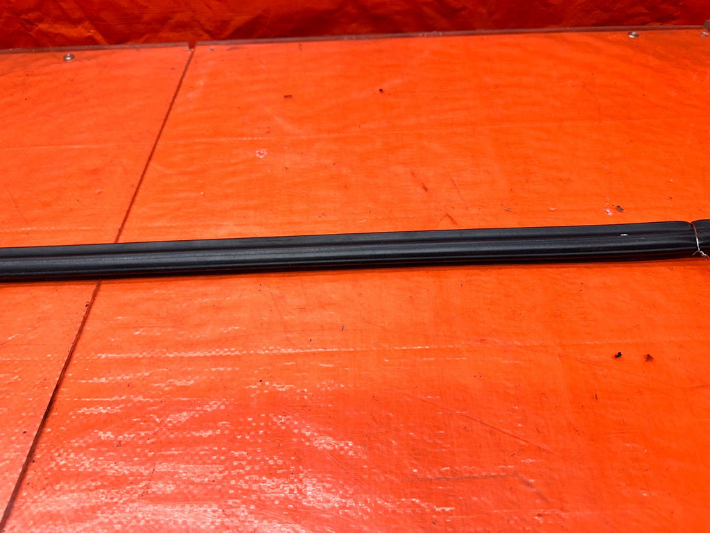 94 01 ACURA INTEGRA COUPE RIGHT PASSENGER DOOR UPPER GLASS WEATHERSTRIP #3315