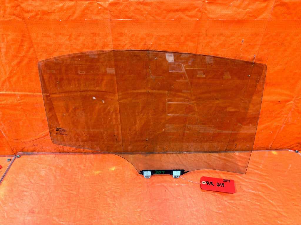 06-11 HONDA CIVIC SEDAN 4 DOOR - PASSENGER RIGHT REAR GLASS OEM OE FACTORY #3070