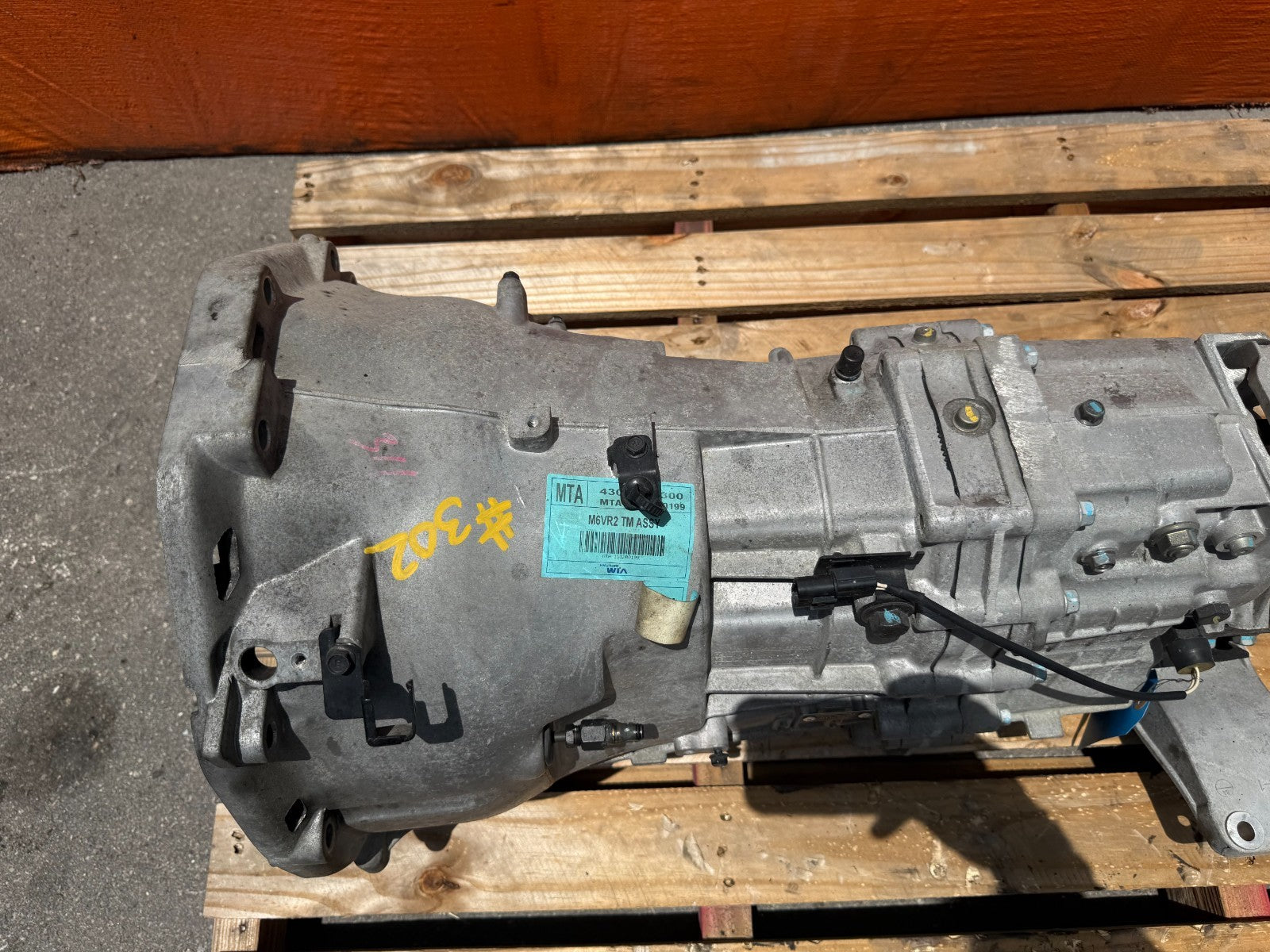 10 16 HYUNDAI GENESIS COUPE 3.8L   6 SPEED MANUAL TRANSMISSION GEAR BOX   62K11