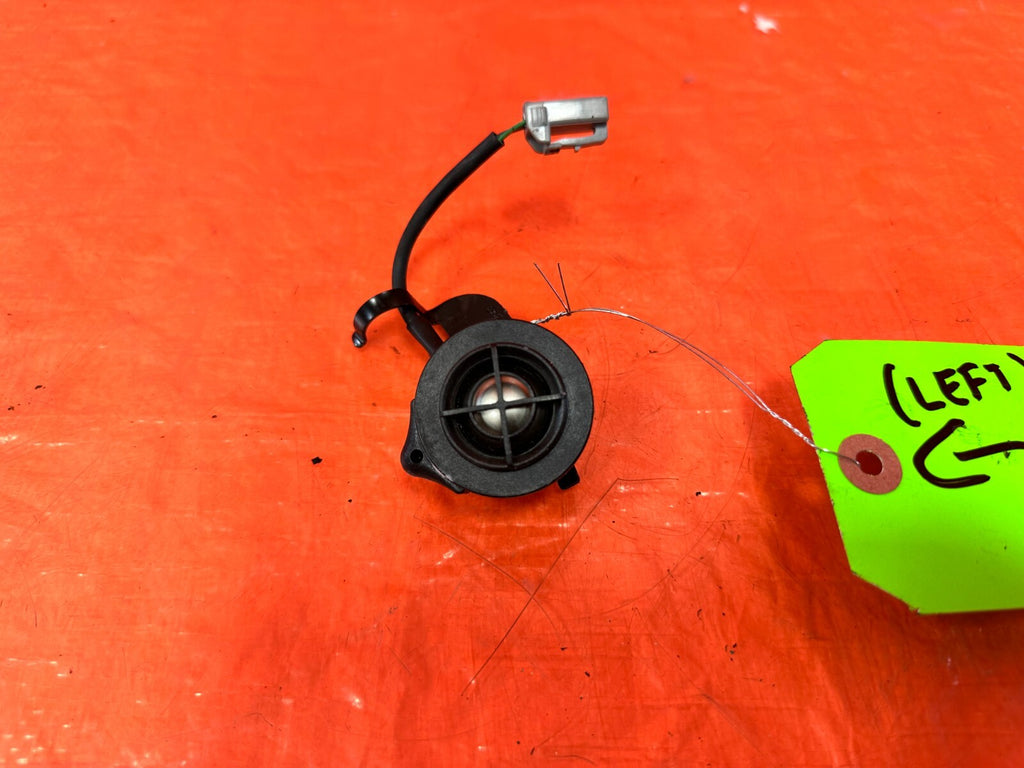 02 10 LEXUS SC430   DRIVER LEFT LITTLE SPEAKER TWEETER   OEM #2615