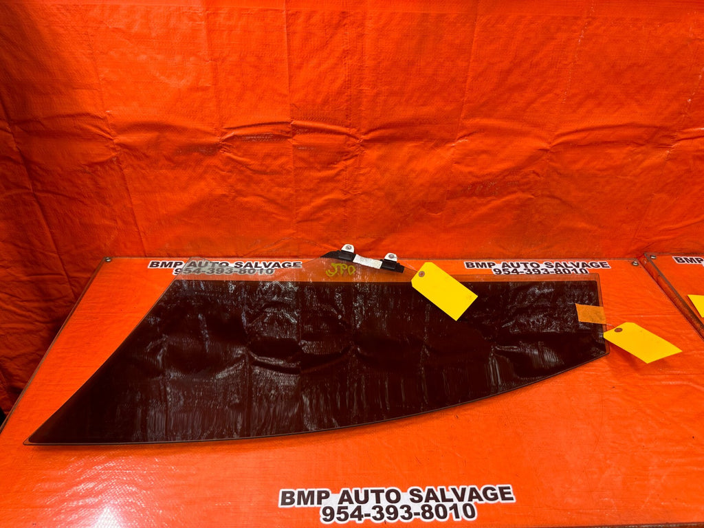 06 11 HONDA CIVIC SEDAN 4 DOOR   PASSENGER RIGHT FRONT GLASS OEM OE FACTORY 2605