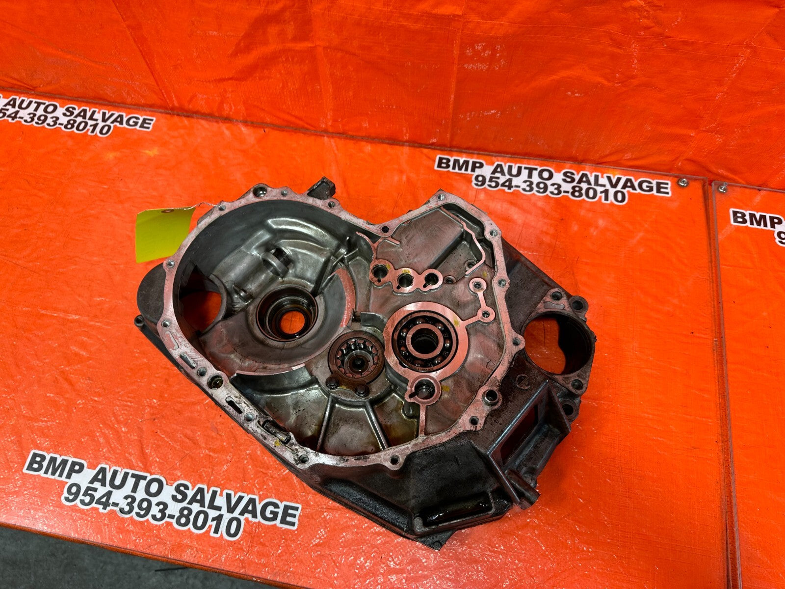 97 01 HONDA CR V CRV   AWD 5 SPEED MANUAL INNER TRANSMISSION CASE HOUSING   OEM7
