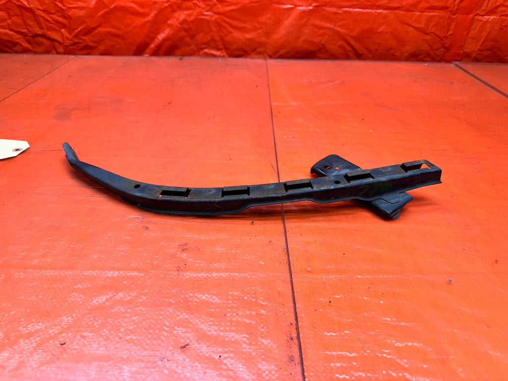 04 08 ACURA TSX RIGHT PASSENGER SIDE HEADLIGHT BRACKET OEM #3304