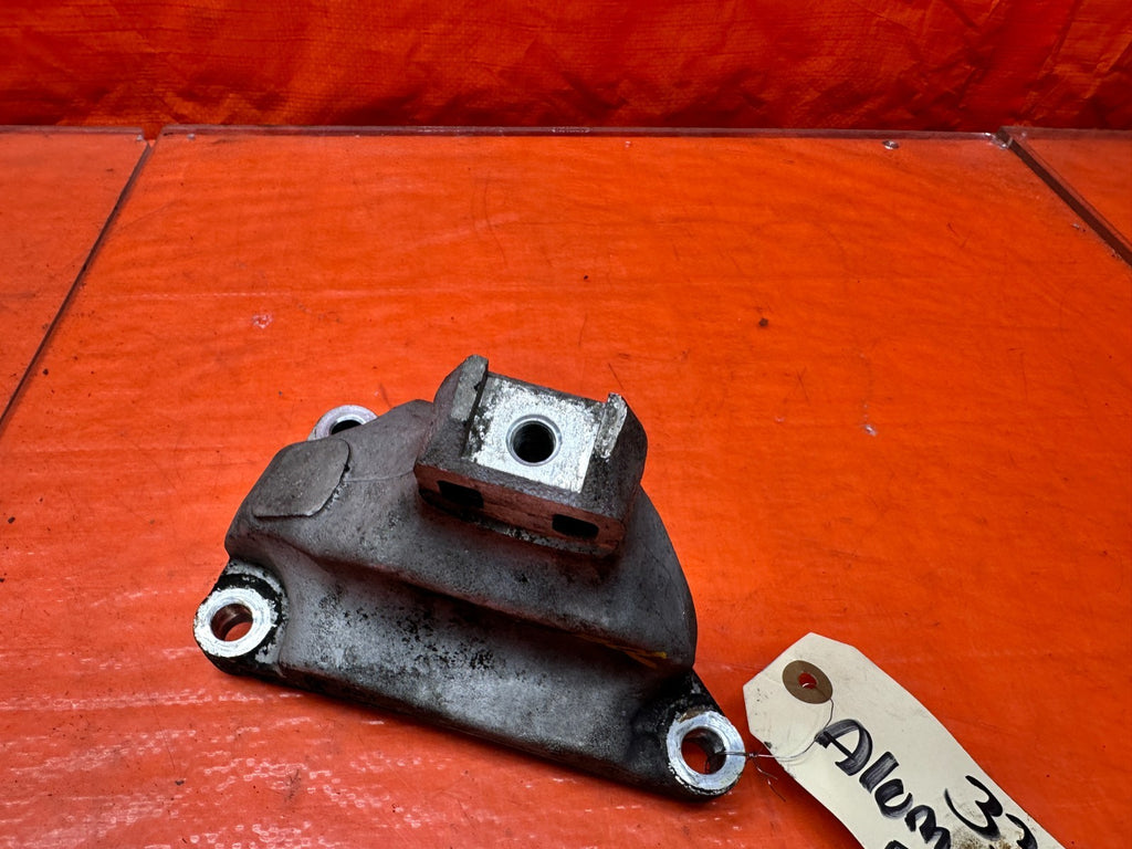 04-05 ACURA TSX 2.4L K24A2 ALUMINUM ENGINE MOTOR MOUNT BRACKET OEM #3386