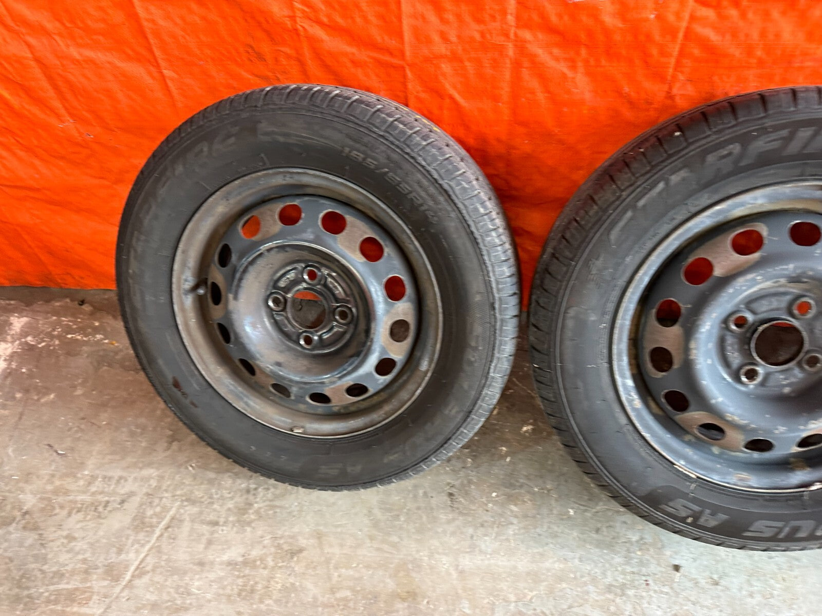 92 00 HONDA CIVIC   FACTORY STEEL WHEELS W TIRES   SET OF 5   PICK UP MIAMI ONLY5