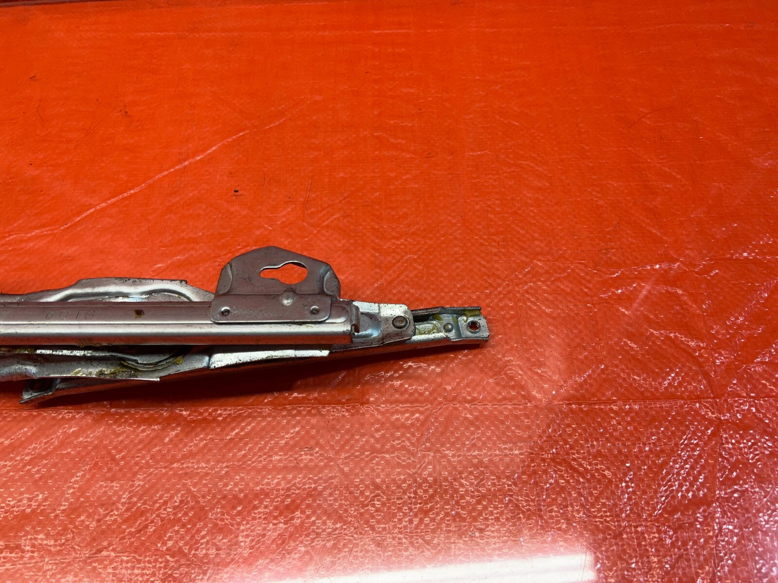 94 01 INTEGRA SEDAN   DRIVER LEFT REAR   WINDOW REGULATOR W/ MOTOR   OEM #1594