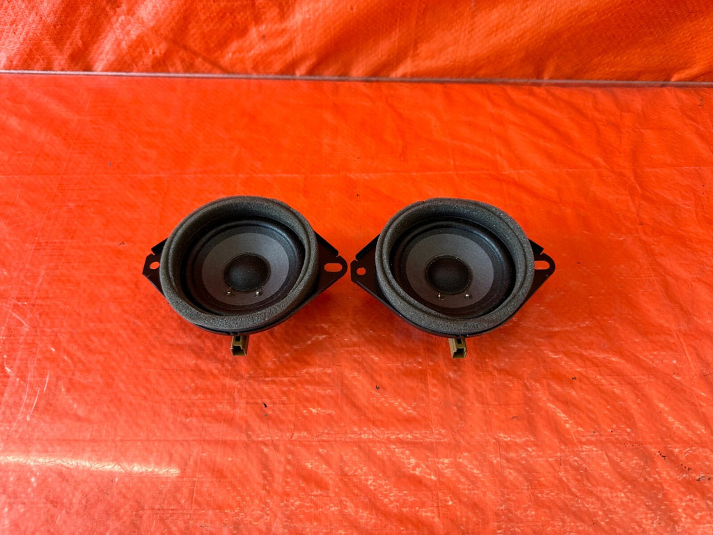 08 15 INFINITI G37 Q60 2D BOSE REAR QUARTER PANEL TRIM SPEAKERS LEFT & RIGHT 1880