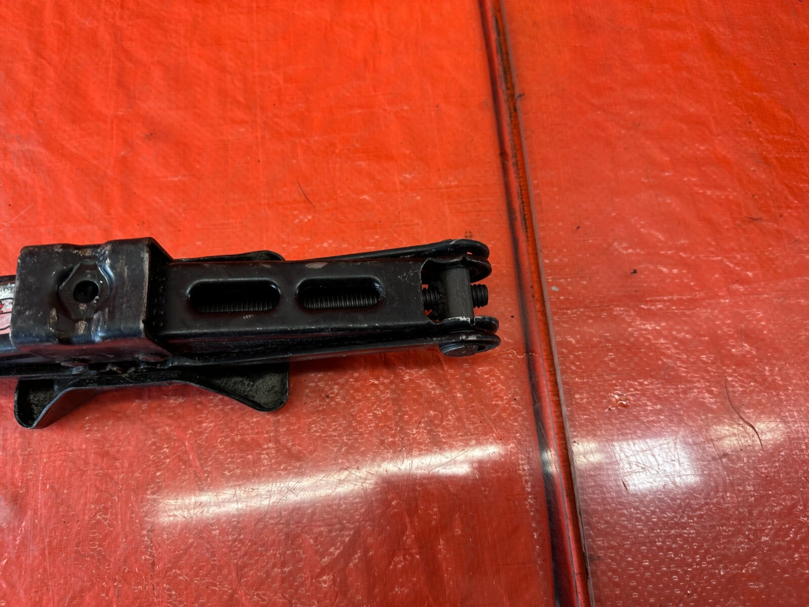 04 08 ACURA TL   SPARE TIRE PANTOGRAPH / SCISSOR JACK   OEM FACTORY #2341