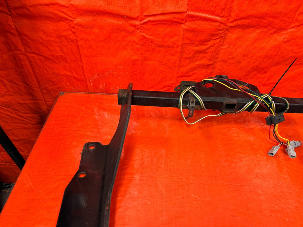 04 08 ACURA TSX   CURT MANUFACTURING TOW HITCH   #TSX5