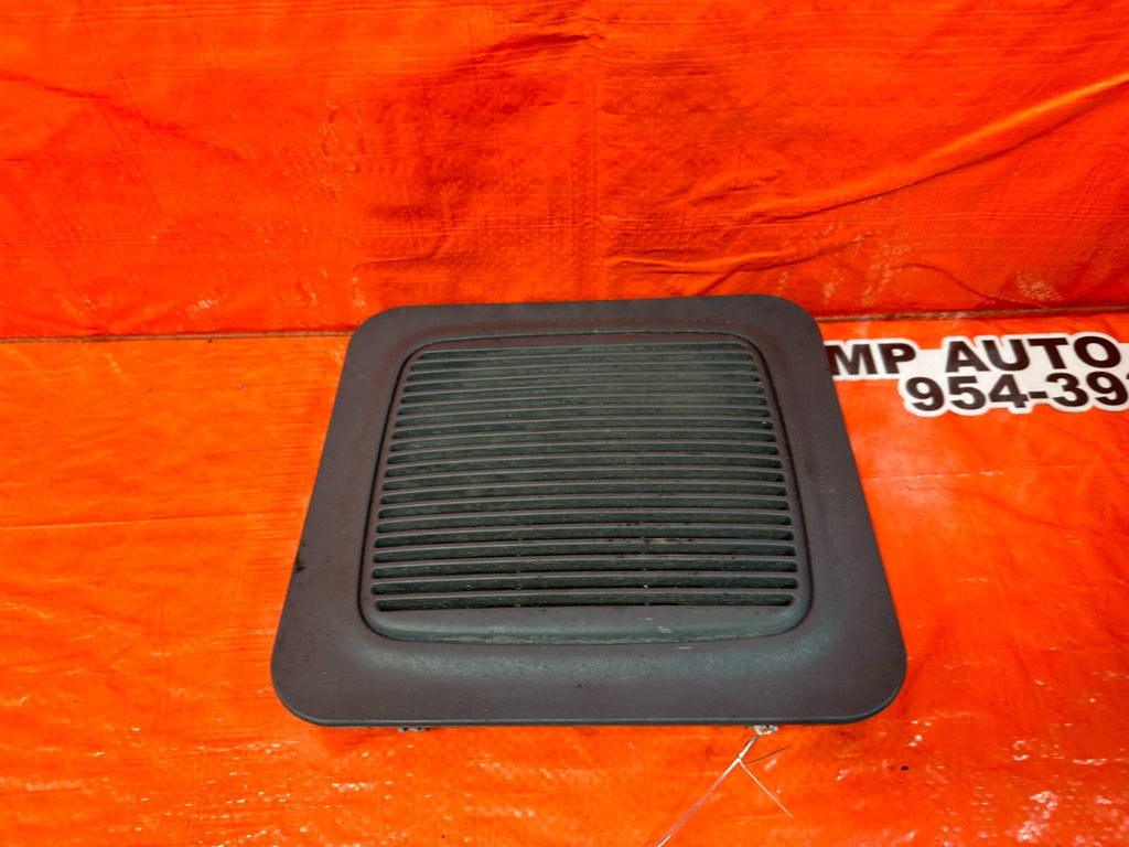 1996 96 TOYOTA TACOMA   LEFT OR RIGHT REAR   SPEAKER TRIM GRILLE   OEM #2496