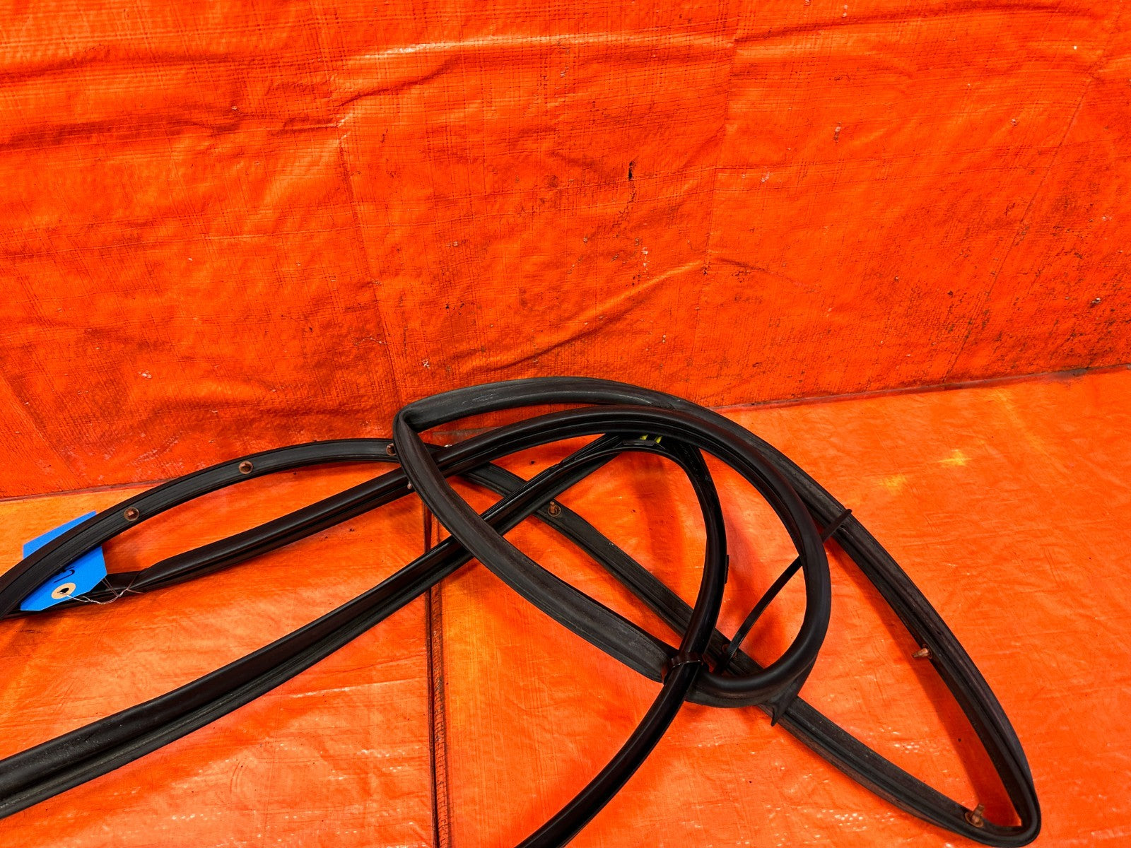 09 14 ACURA TSX   DRIVER LEFT FRONT   WEATHER STRIP TRIM & RUN CHANNEL OEM 3212