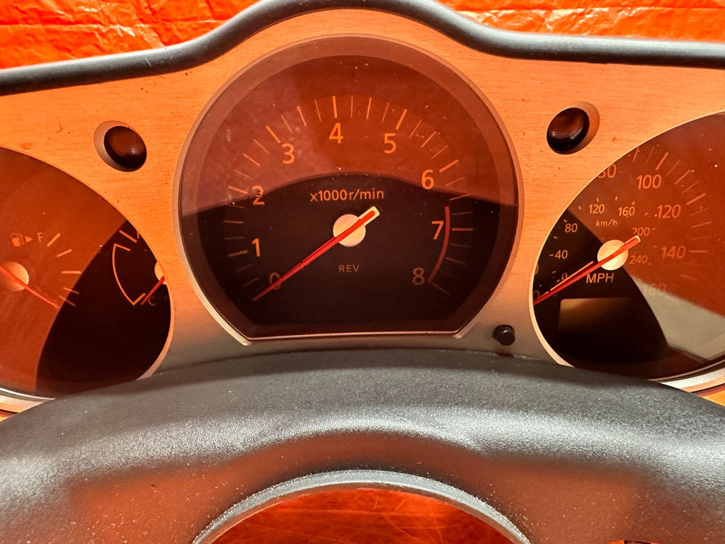 03-05 NISSAN 350Z 3.5L 6 SPEED MANUAL INSTRUMENT GAUGE CLUSTER SPEEDO OEM #3466
