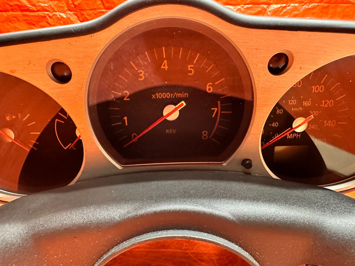 03-05 NISSAN 350Z 3.5L 6 SPEED MANUAL INSTRUMENT GAUGE CLUSTER SPEEDO OEM #3466