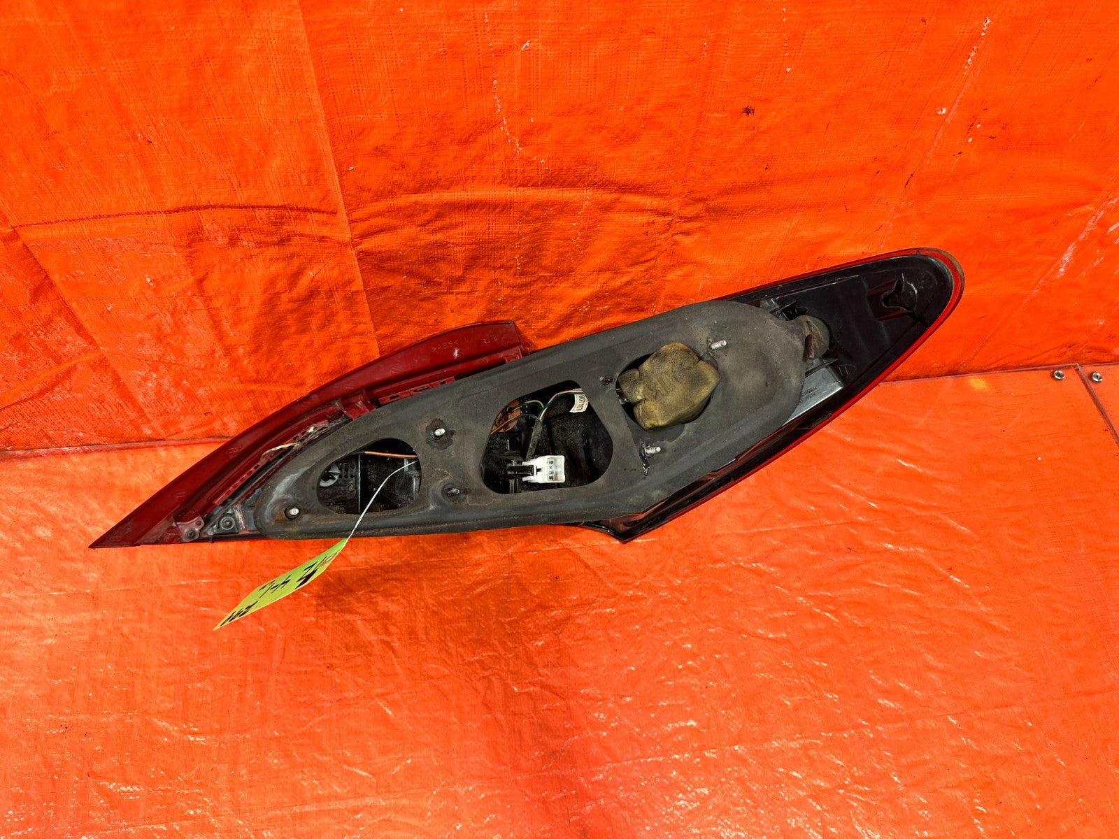 13 16 HYUNDAI GENESIS COUPE   DRIVER LEFT TAIL LIGHT LAMP   OEM FACTORY #2997