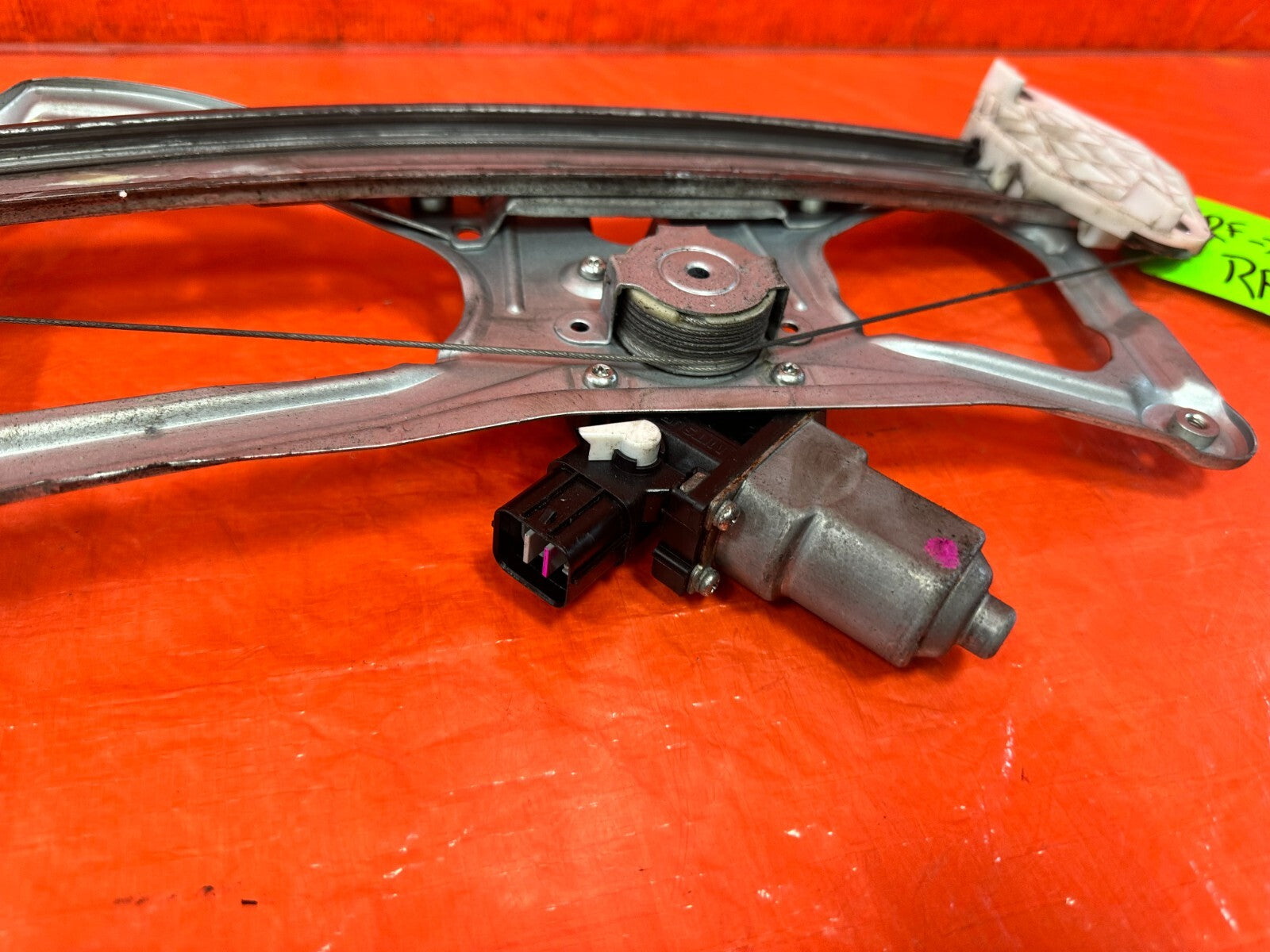 06 11 HONDA CIVIC SEDAN 4 DOOR PASSENGER RIGHT FRONT WINDOW REGULATOR OEM #2826