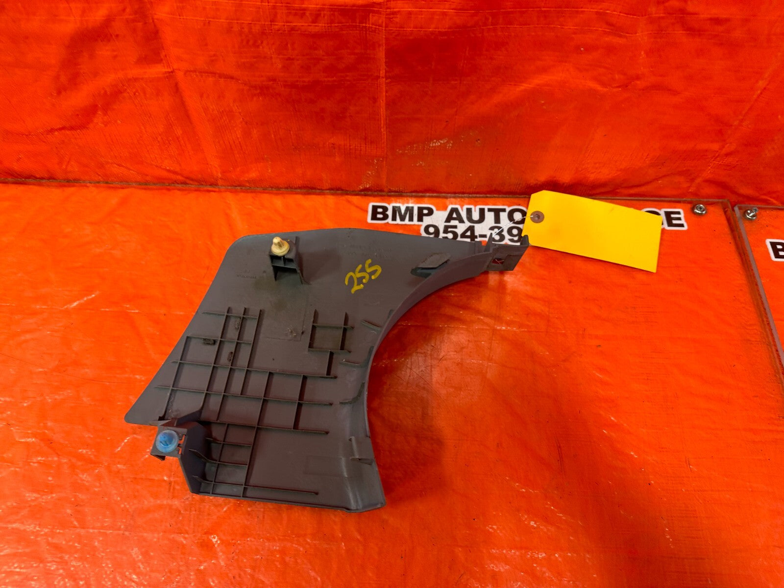 04 08 ACURA TSX   KICK PANEL   PASSENGER RIGHT SIDE   GRAY COLOR   OEM #2557
