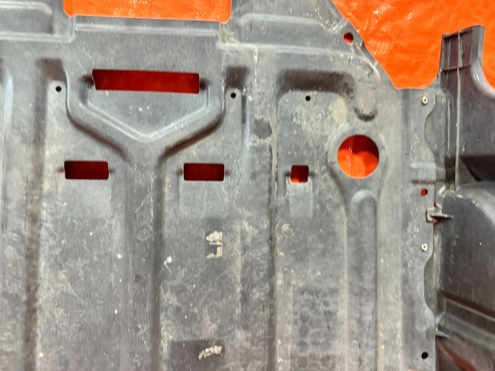 09 11 MAZDA RX8 RX 8   CENTER SPLASH SHIELD ENGINE COVER   F151 56110   OEM #3039