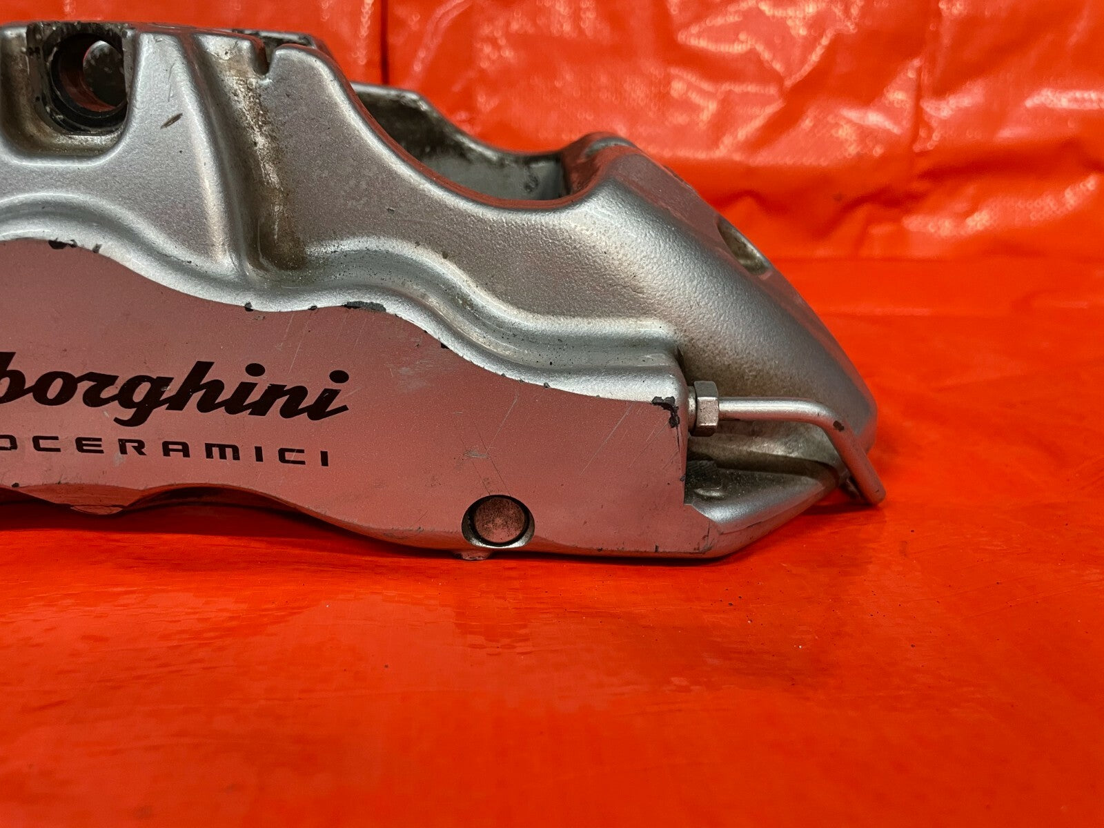 LAMBORGHINI HURACAN LP610 COUPE   BRAKE CALIPER   PASSENGER RIGHT FRONT   OEM OE1