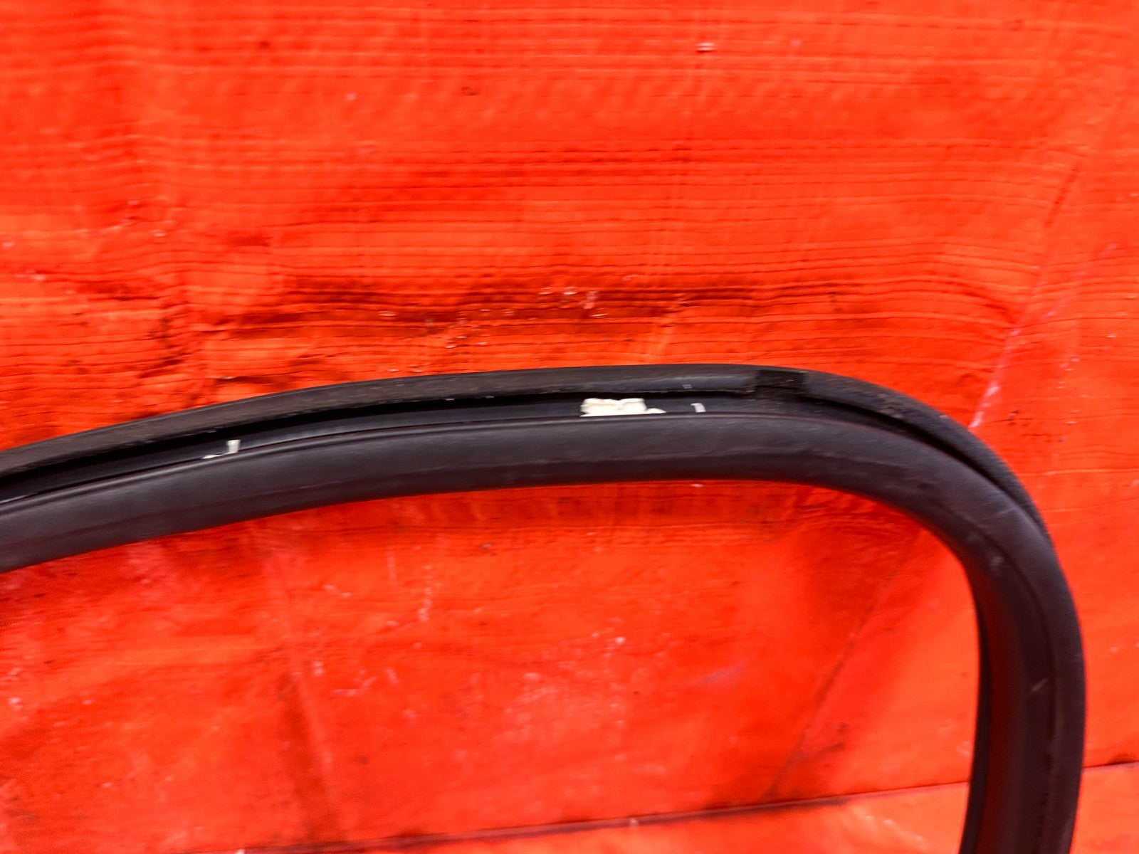 09 11 MAZDA RX8 RX 8  PASSENGER RIGHT REAR GLASS WEATHER STRIP   OEM #3038