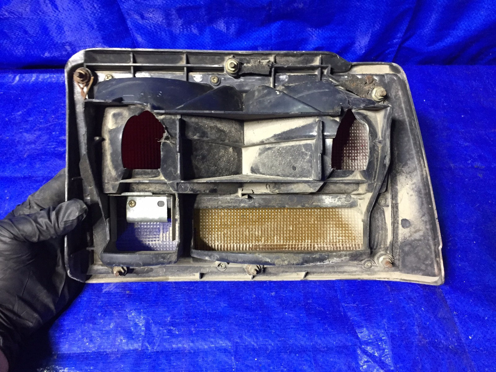 OEM 1984 1985 1986 1987 1988 89 TOYOTA COROLLA SEDAN DRIVER LEFT TAIL LIGHT4