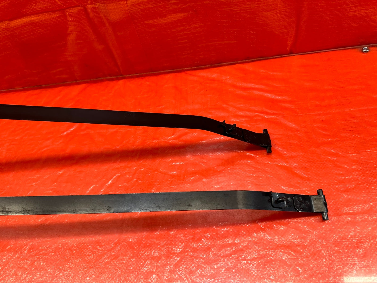 14 20 INFINITI Q50   GAS GASOLINE FUEL TANK MOUNTING STRAPS BAND SET   OEM #18512