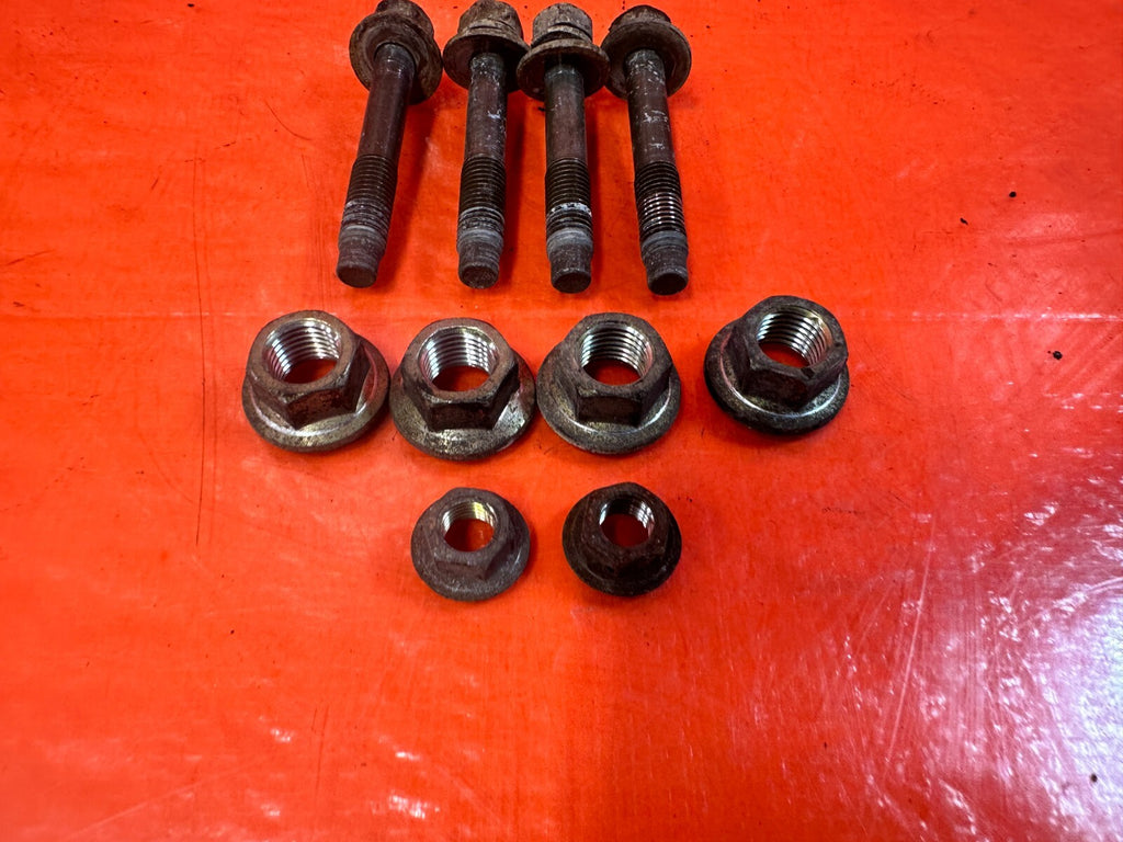 03 07 INFINITI G35 COUPE   REAR SUBFRAME CROSSMEMBER CARRIER BOLTS   OEM 2981